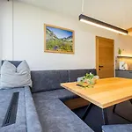 Apartment Phantasia