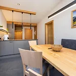 Apartment Phantasia
